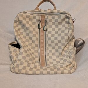 Elegant Checkered Backpack in Cream and Tan